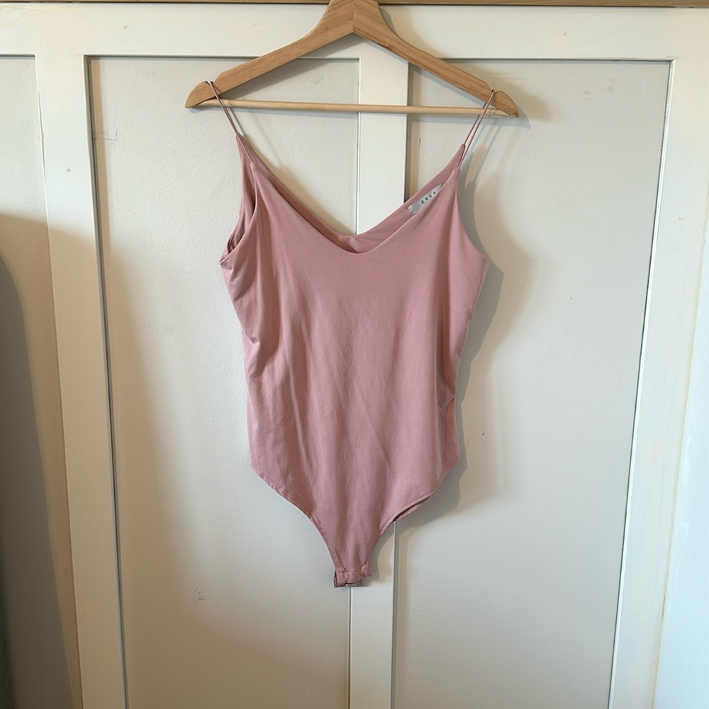 Gaze medium bodysuit pink